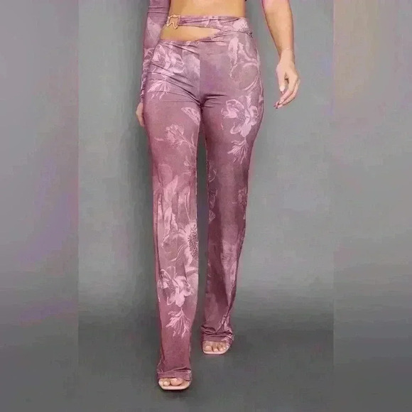 PrettyLittleThings Women’s Floral Slinky Cut Out Wide Leg Pants Size 8‎ - Picture 1 of 9